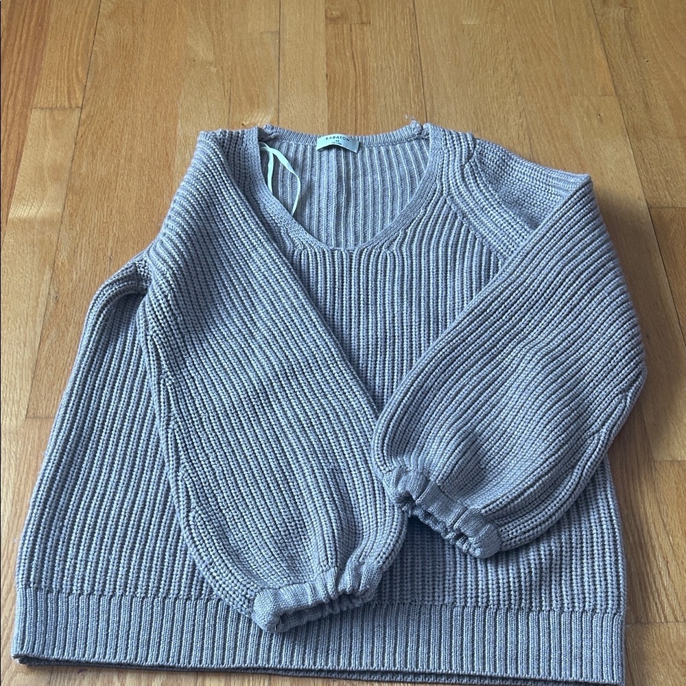 Oatmeal chunk Aritzia sweater - Picture 2 of 6